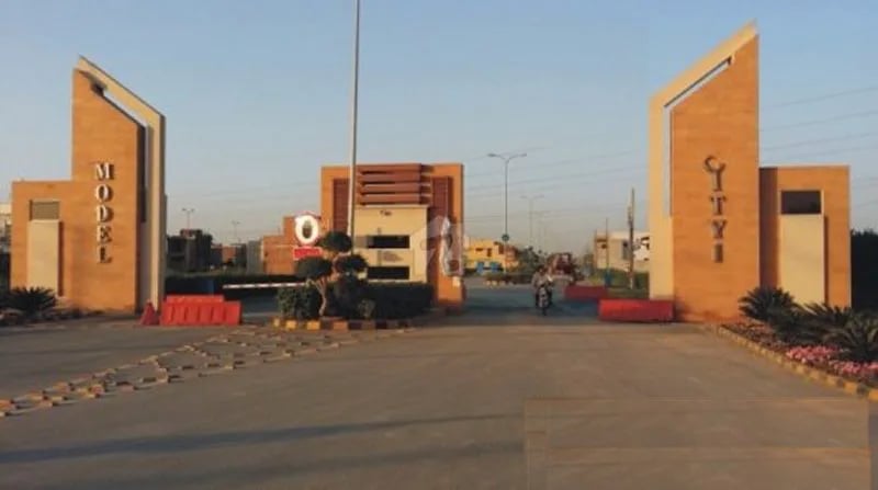 Model City in Canal Expressway, Faisalabad